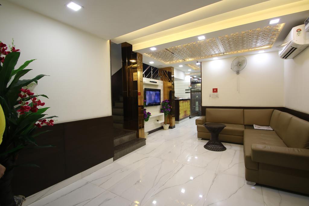 Hotel Hill Palace -Near Karol Bagh Metro Station Dillí Exteriér fotografie