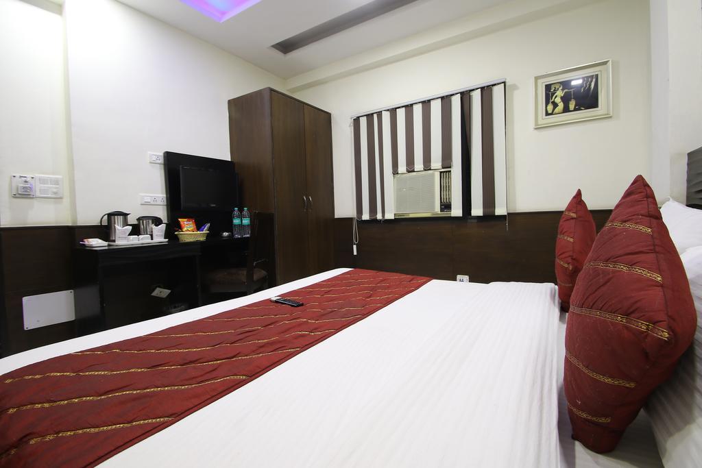 Hotel Hill Palace -Near Karol Bagh Metro Station Dillí Exteriér fotografie