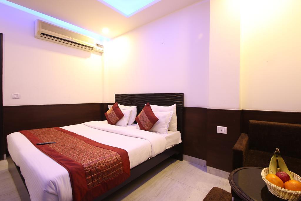 Hotel Hill Palace -Near Karol Bagh Metro Station Dillí Exteriér fotografie