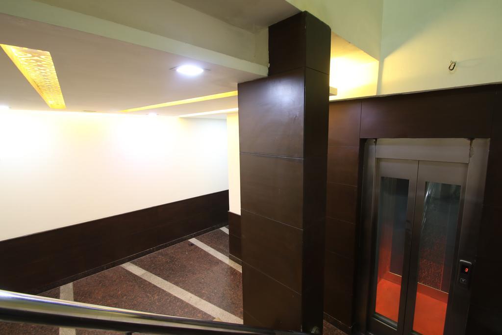 Hotel Hill Palace -Near Karol Bagh Metro Station Dillí Exteriér fotografie