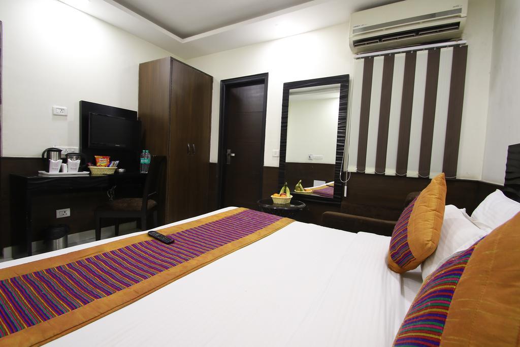 Hotel Hill Palace -Near Karol Bagh Metro Station Dillí Exteriér fotografie
