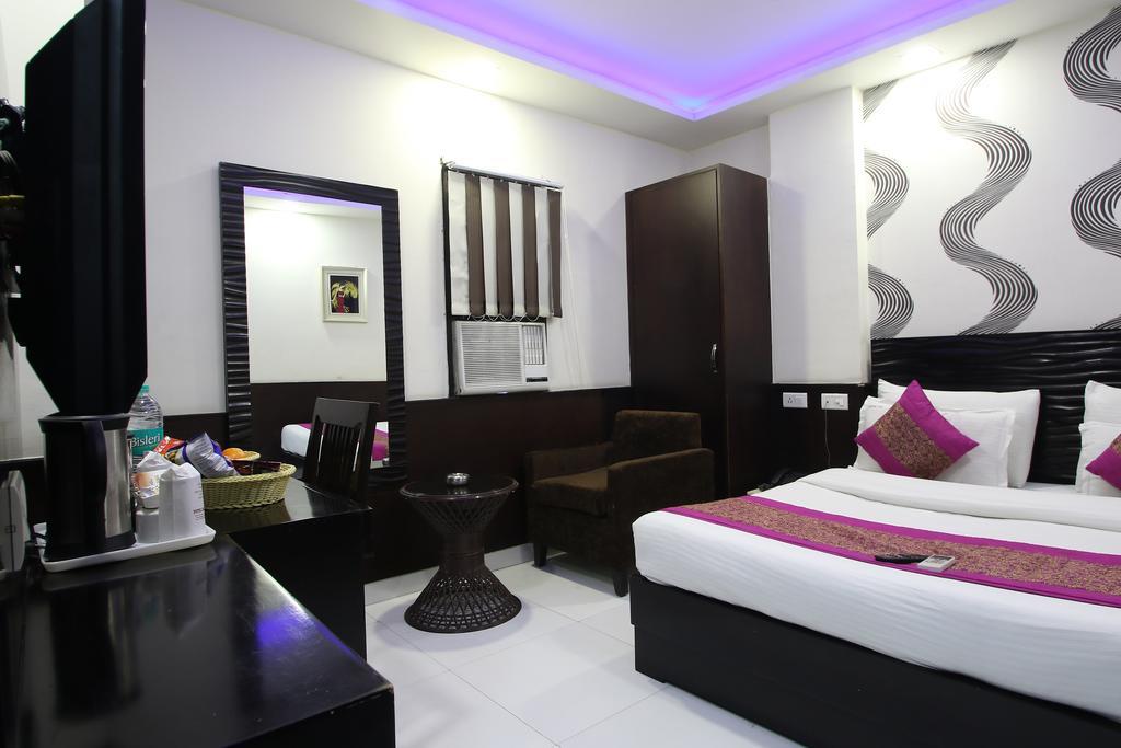 Hotel Hill Palace -Near Karol Bagh Metro Station Dillí Exteriér fotografie