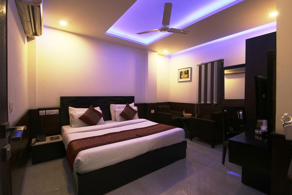 Hotel Hill Palace -Near Karol Bagh Metro Station Dillí Exteriér fotografie