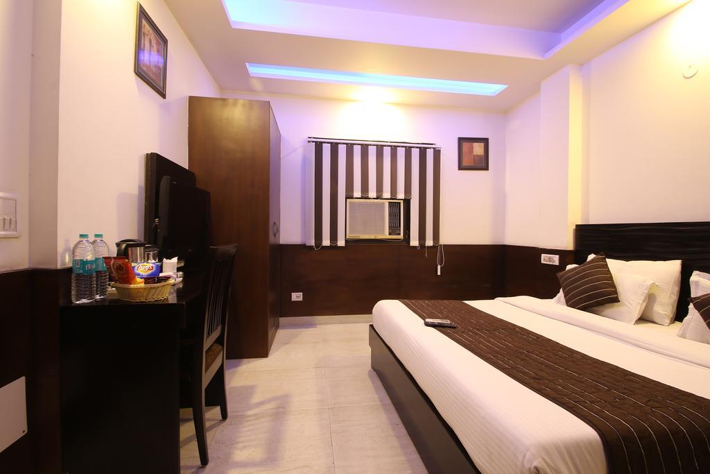 Hotel Hill Palace -Near Karol Bagh Metro Station Dillí Exteriér fotografie