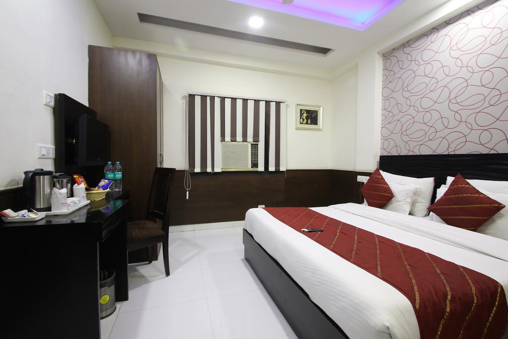 Hotel Hill Palace -Near Karol Bagh Metro Station Dillí Exteriér fotografie