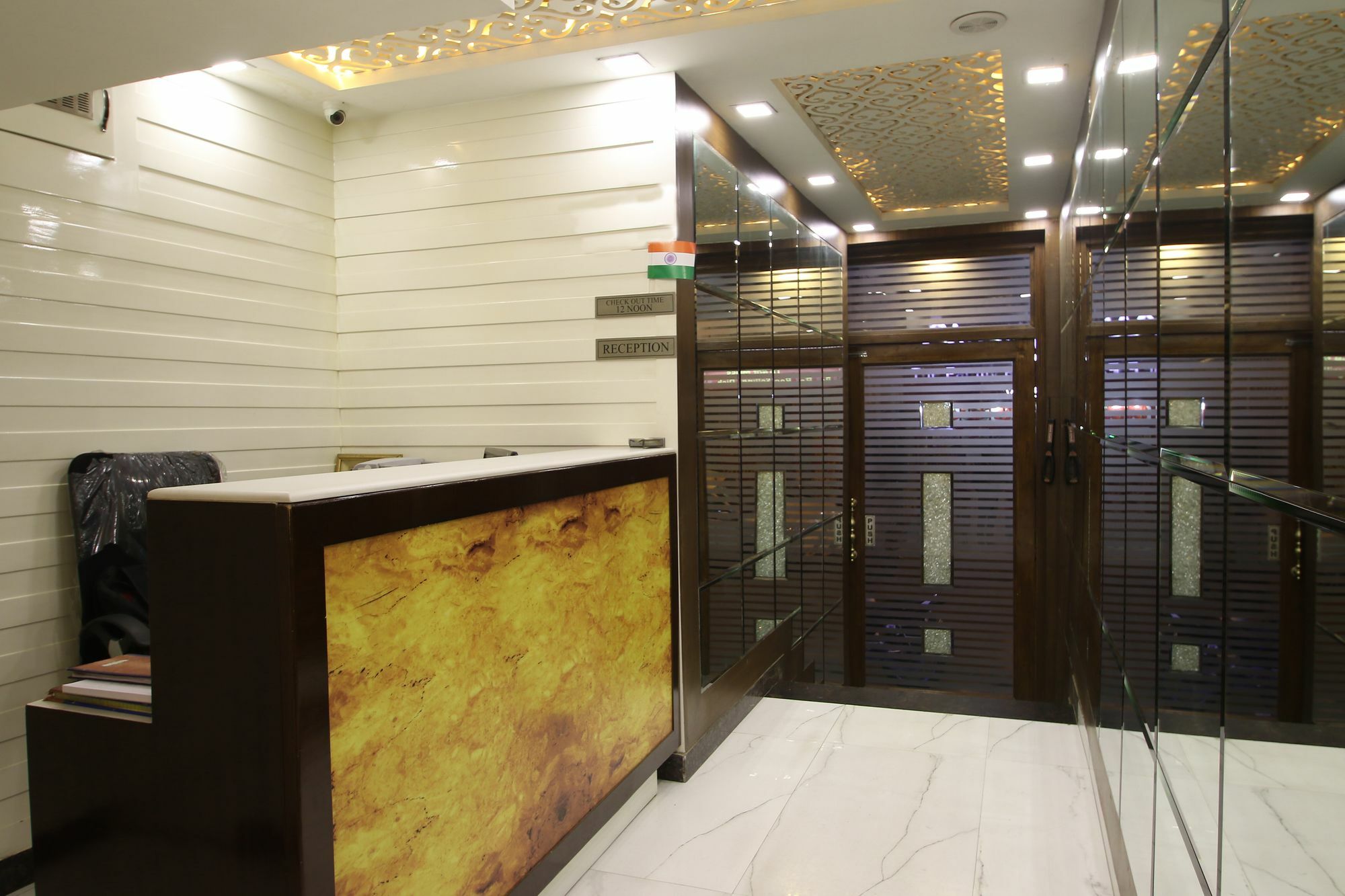 Hotel Hill Palace -Near Karol Bagh Metro Station Dillí Exteriér fotografie