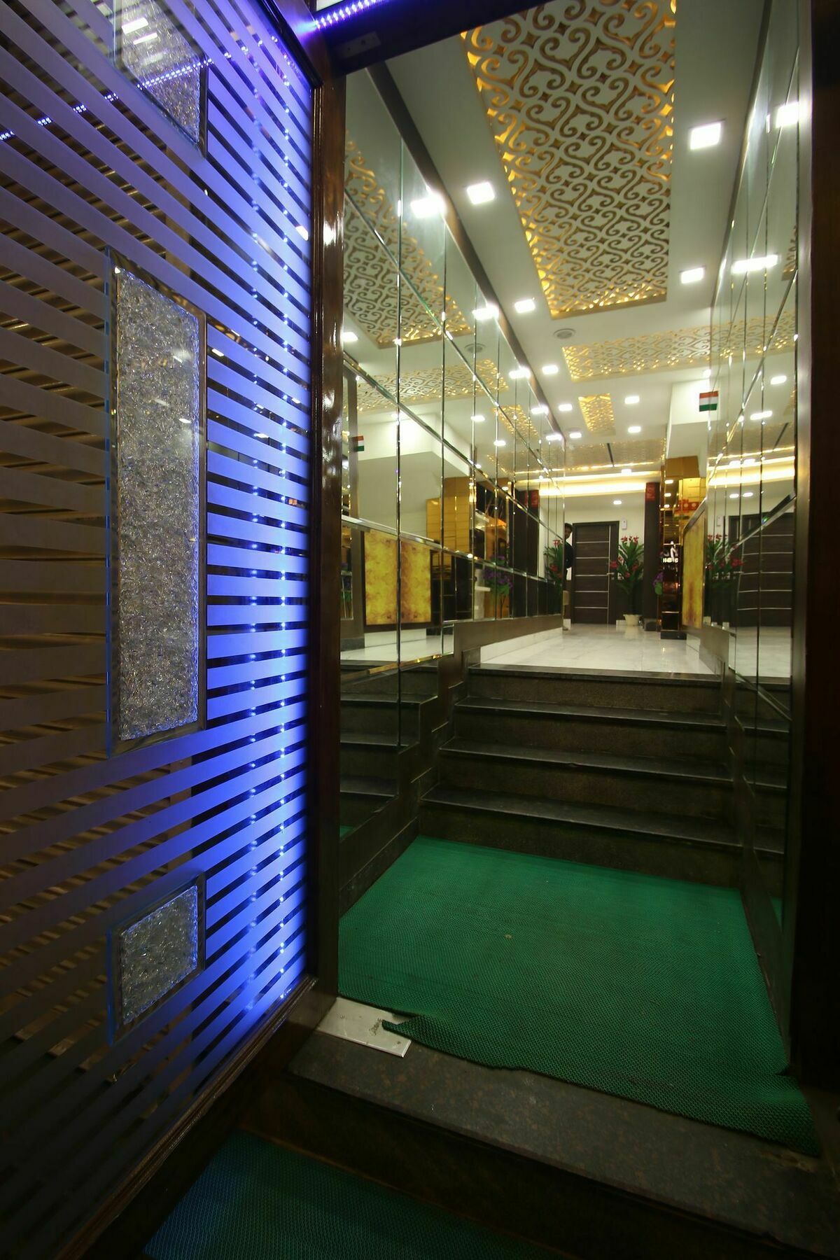 Hotel Hill Palace -Near Karol Bagh Metro Station Dillí Exteriér fotografie